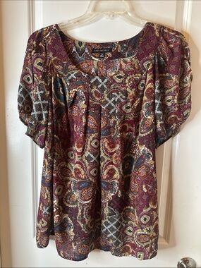 Sara Michelle Multicolor Burgundy Paisley Puff-Sleeve Blouse